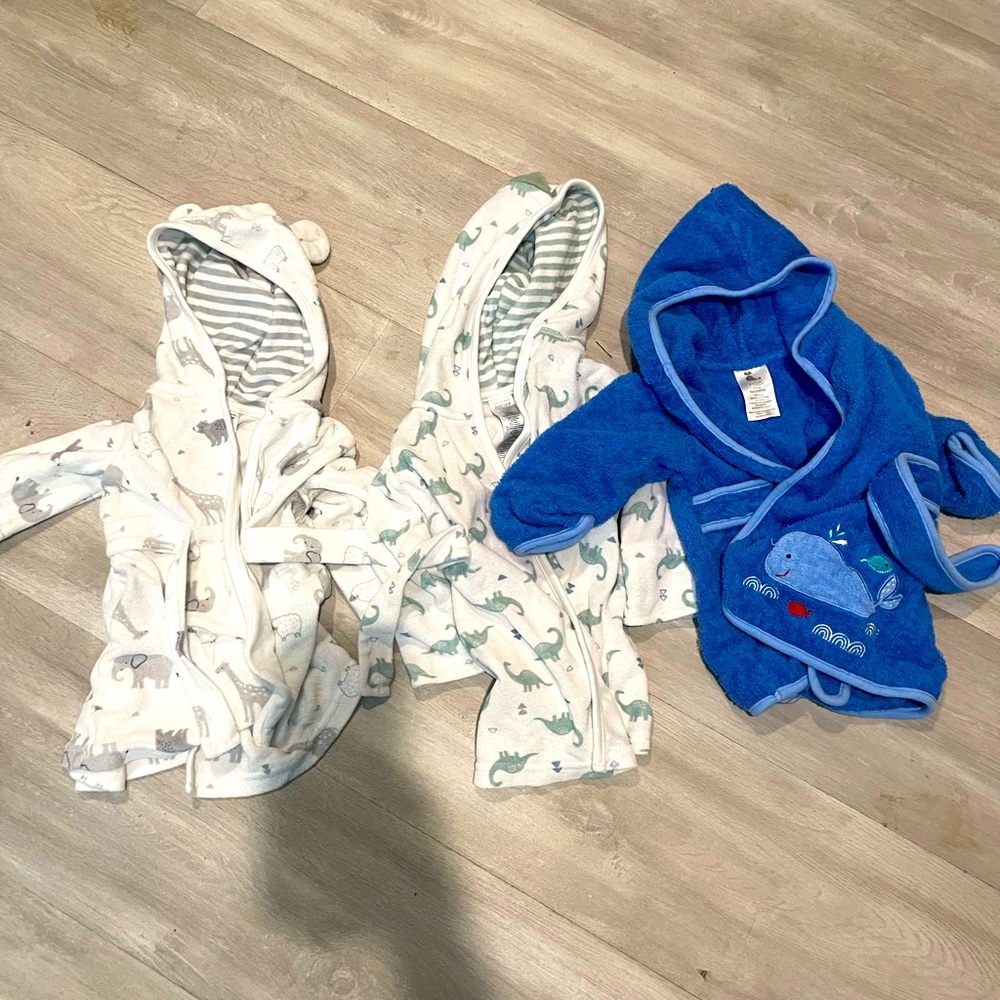 Set of 3 baby bathrobe - size 0-9 months
